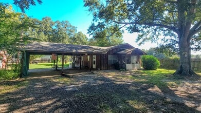 Building Photo - 28370 US-96