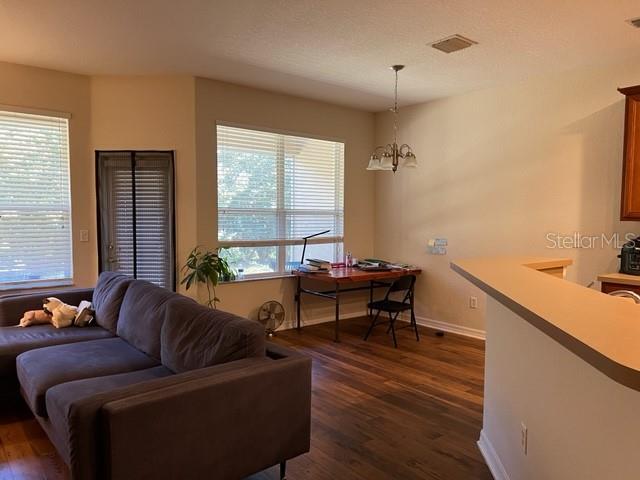 Building Photo - 3916 Silverlake Way