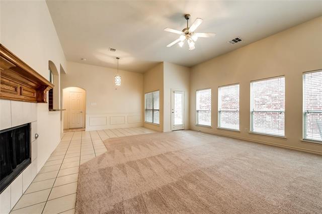 Foto del edificio - 9248 Park Garden Dr