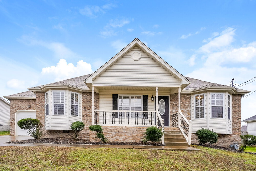 Primary Photo - 925 Pebble Beach Cir