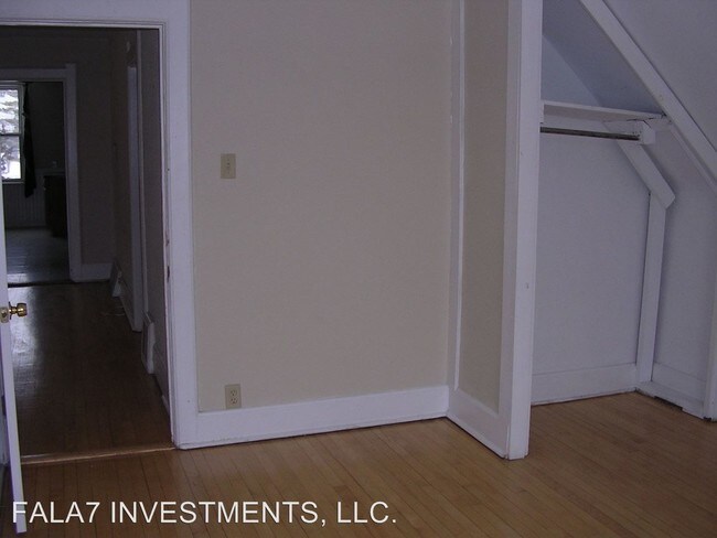 Building Photo - 2761 N Holton St