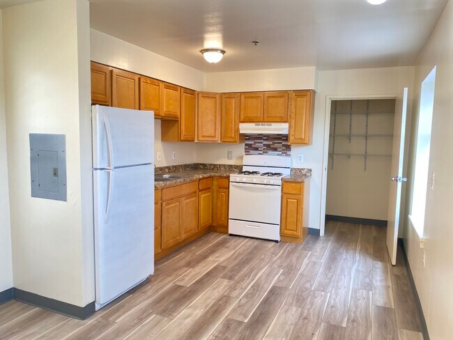 Building Photo - 4046 Ogden St