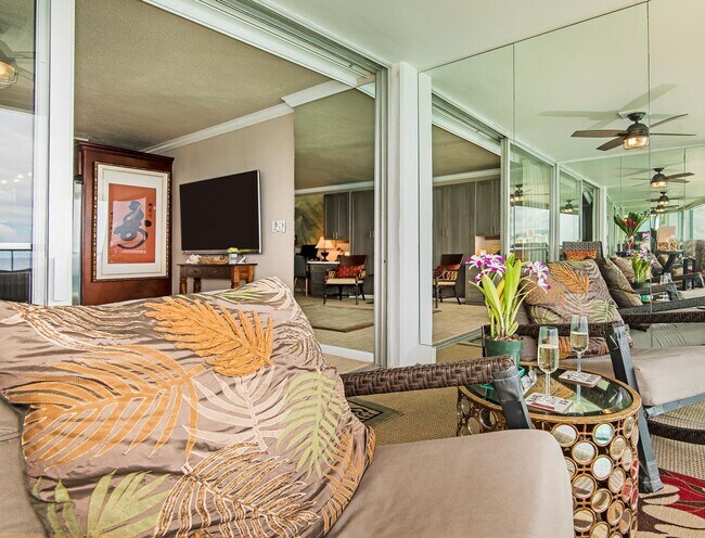 Foto del edificio - Furnished Oceanfront Studio at the Iconic ...
