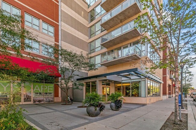 Foto del edificio - 929 Portland Ave S