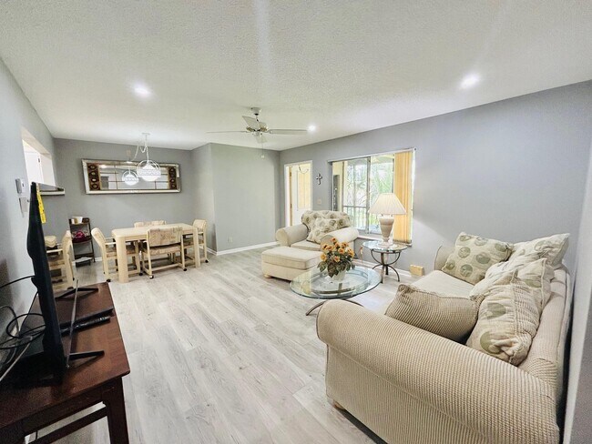 Foto del edificio - 408 Pine Glen Ln