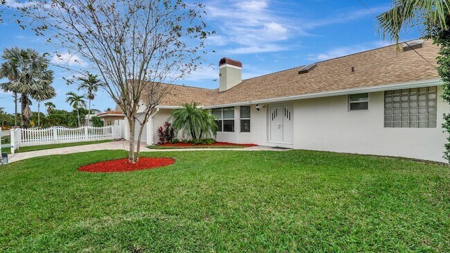 Foto del edificio - 1412 NE 53rd Ct