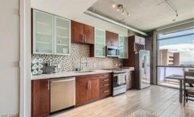 Foto del edificio - 353 E Bonneville Ave