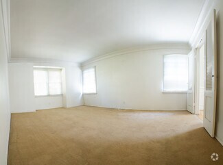 Building Photo - 3305 Lowry Rd