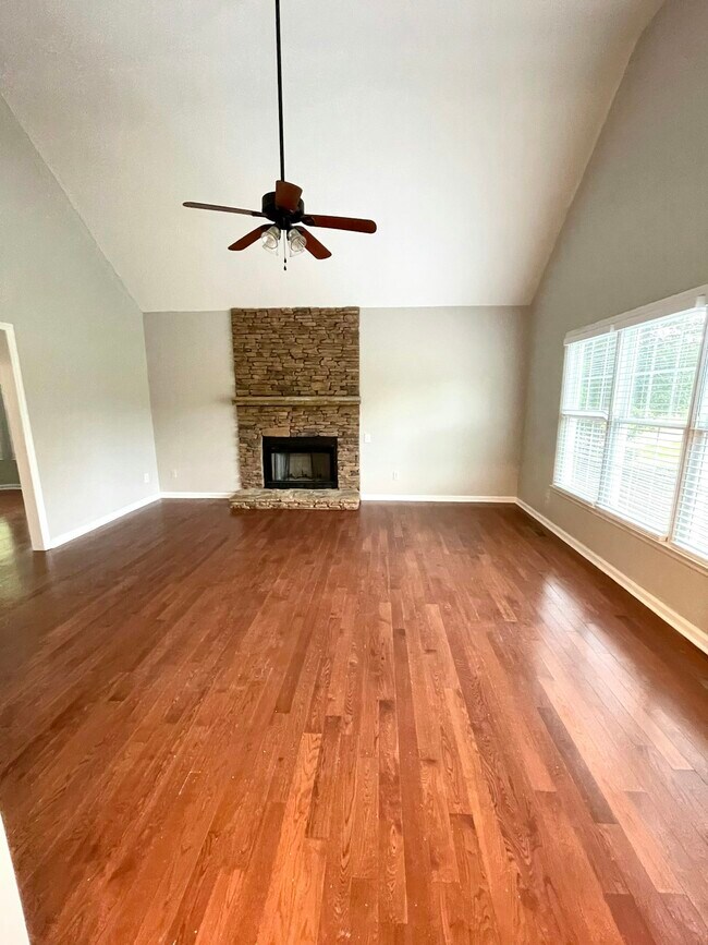 Foto del edificio - 4915 Drew Rd