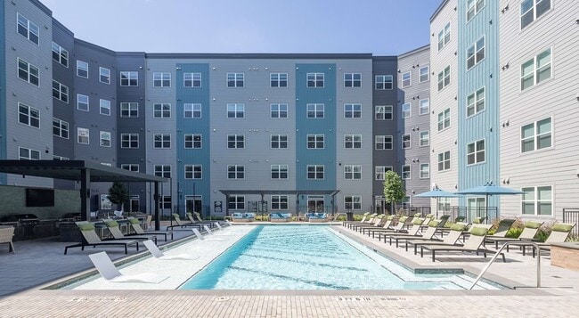 Foto del edificio - 2425 Bell St