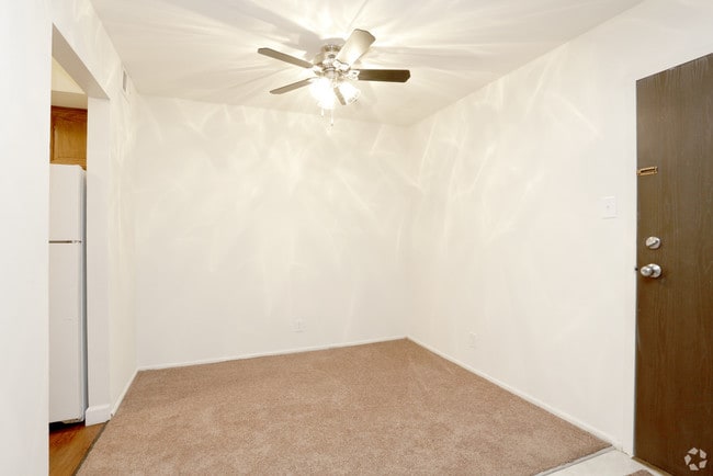 Building Photo - 1179 W Wilson St