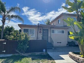 Building Photo - 1521-1527 La Playa Ave
