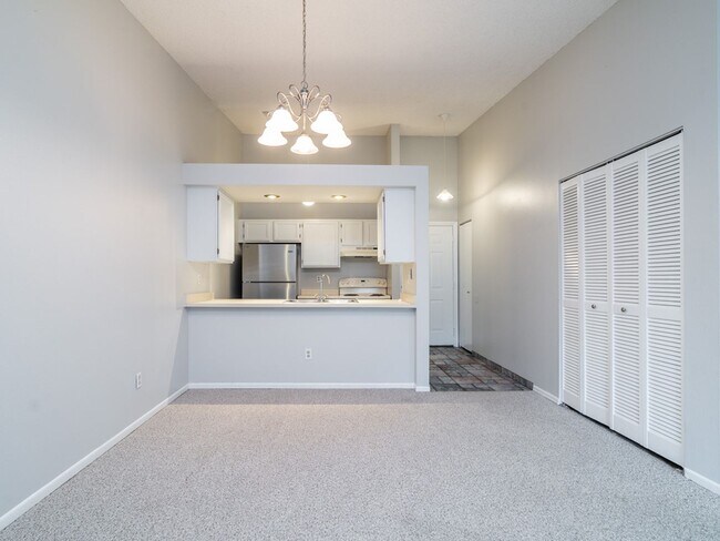 Building Photo - Westside Condo