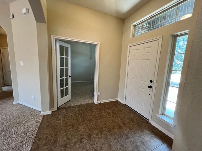 Building Photo - 3 Bedroom, 2 Bath Home in Tomball, Tx