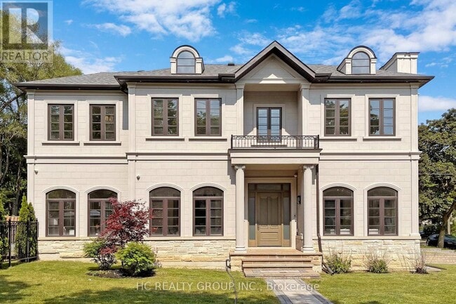 Building Photo - 132 Byng Ave