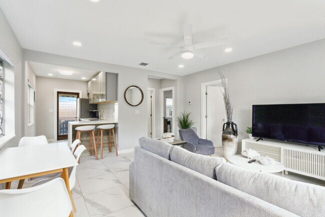 Foto del edificio - 711 SE 2nd St