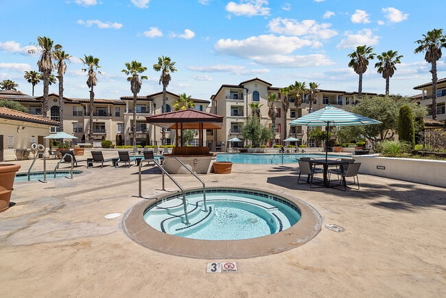 Building Photo - Santa Palmia at Palm Valley