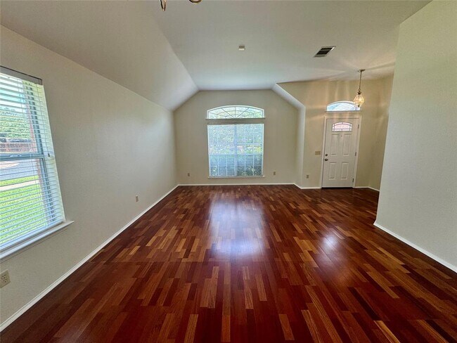 Foto del edificio - 8507 Bobcat Dr