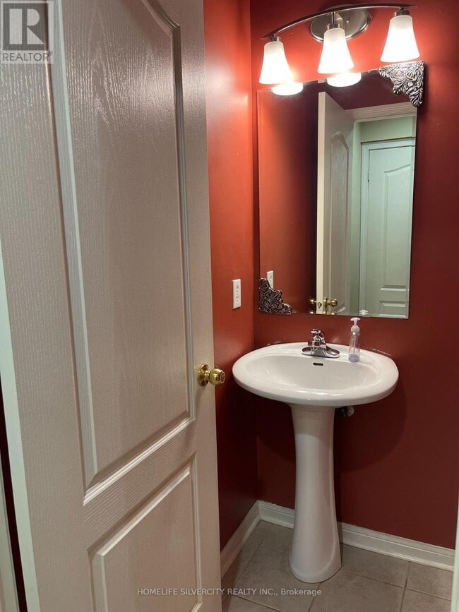 Photo du bâtiment - 45 Keats Terrace