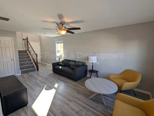 Foto del edificio - 646 Vine St