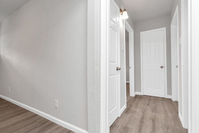 Foto del edificio - 3655 Seabrook St