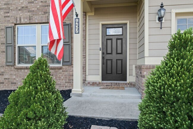 Building Photo - Beautifully Updated 3-Bedroom Home in Fairway Farms with Bonus Room & Fenced Backyard