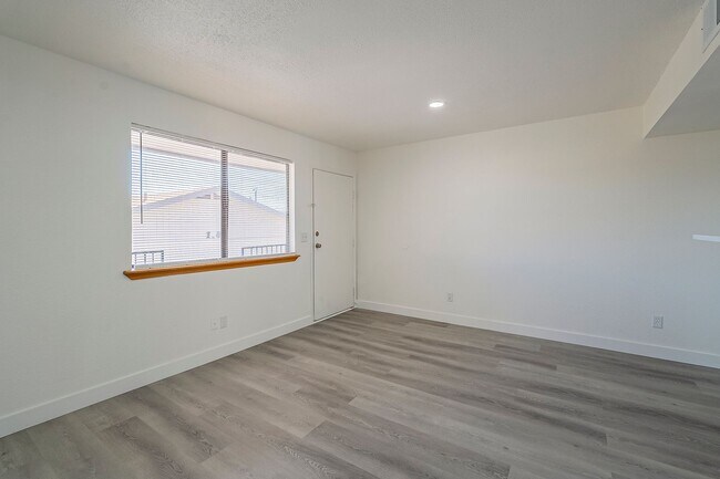 Foto del interior - West Frontier Condominiums