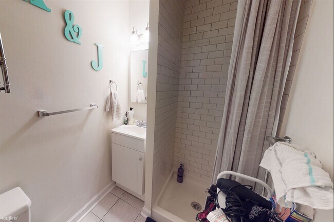 Foto del edificio - 4 br, 2 bath House - 1523 FONTAIN ST