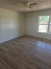 Building Photo - 1506 W Yucca Ave