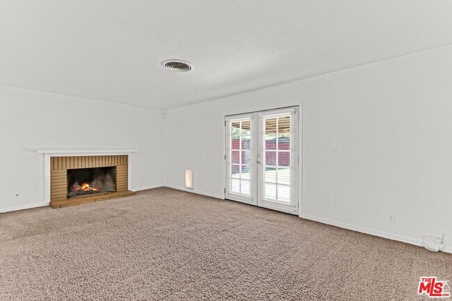 Building Photo - 4109 Skye Dr