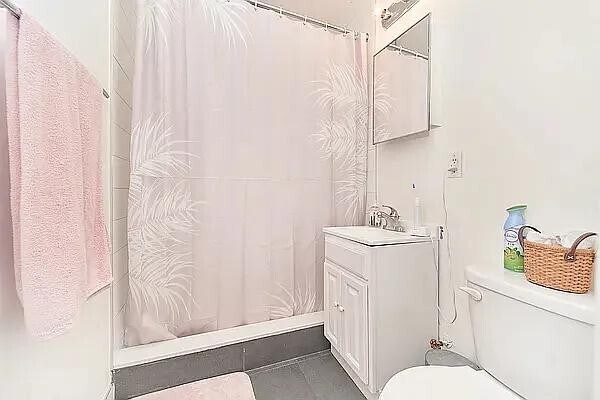 Foto del edificio - 152 E 22nd St