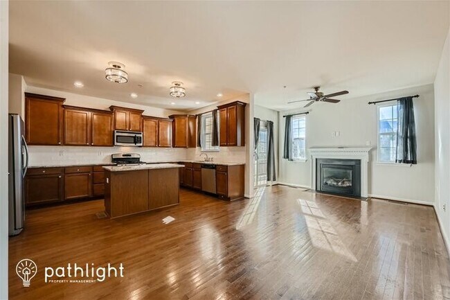Building Photo - 959 Indigo Bunting Lane, Glen Burnie, MD, ...