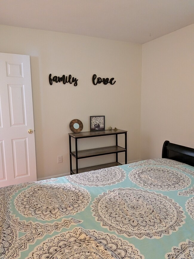 Guest Room - 7300 Park Rd