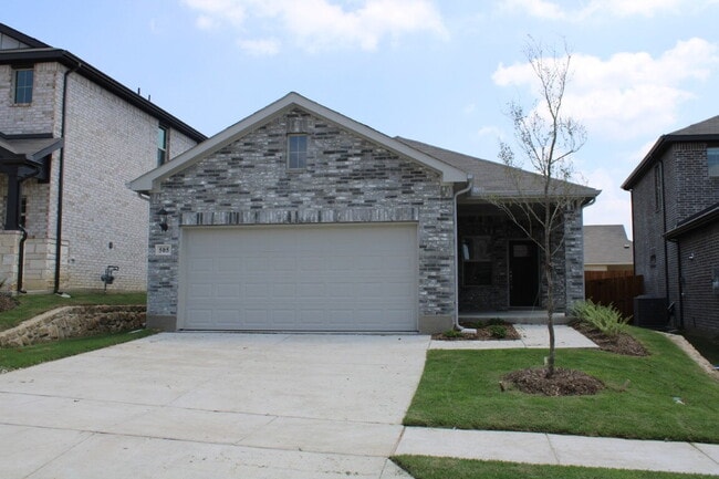 Building Photo - 505 Ezra Ln