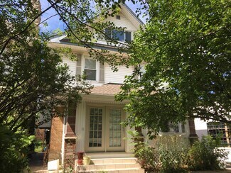 Building Photo - 1312 W 39th St