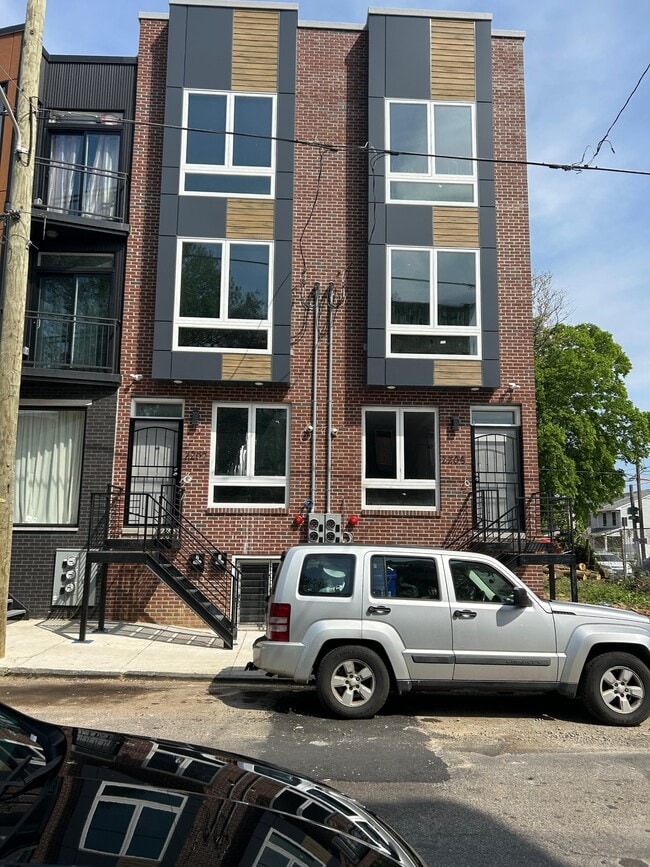 Photo - 2205 N Franklin St (Philadelphia, PA) Townhome