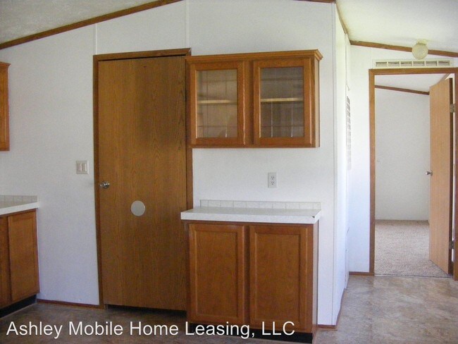 Foto del edificio - 102 Maplewood Dr