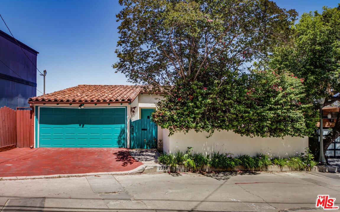 Foto principal - 2350 Lyric Ave