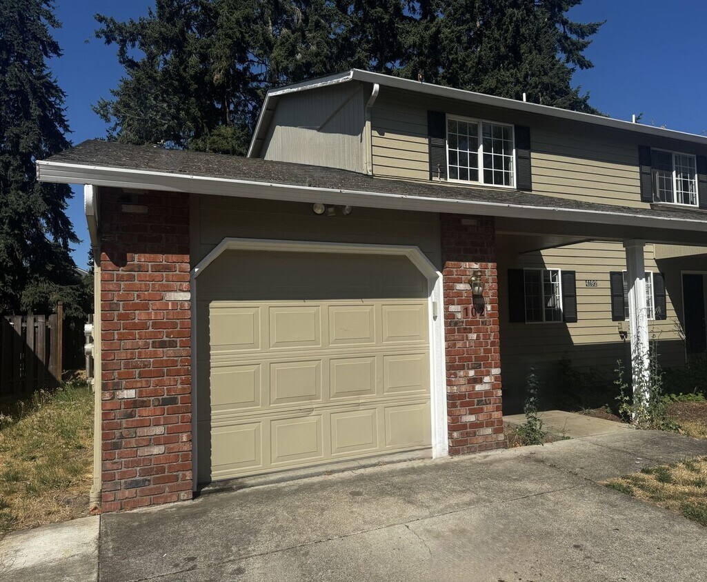 Foto del edificio - 4192 Sunnyview Rd NE