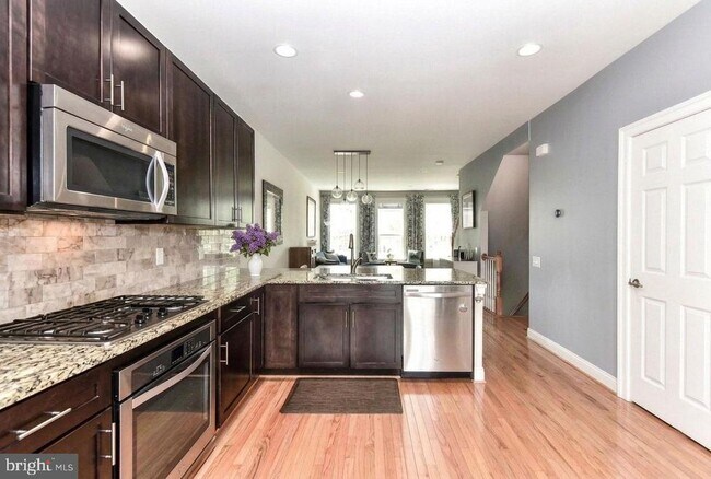 Foto del edificio - 9607 Stockwell Ln