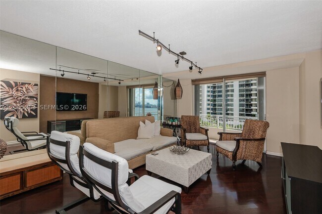 Foto del edificio - 770 Claughton Island Dr
