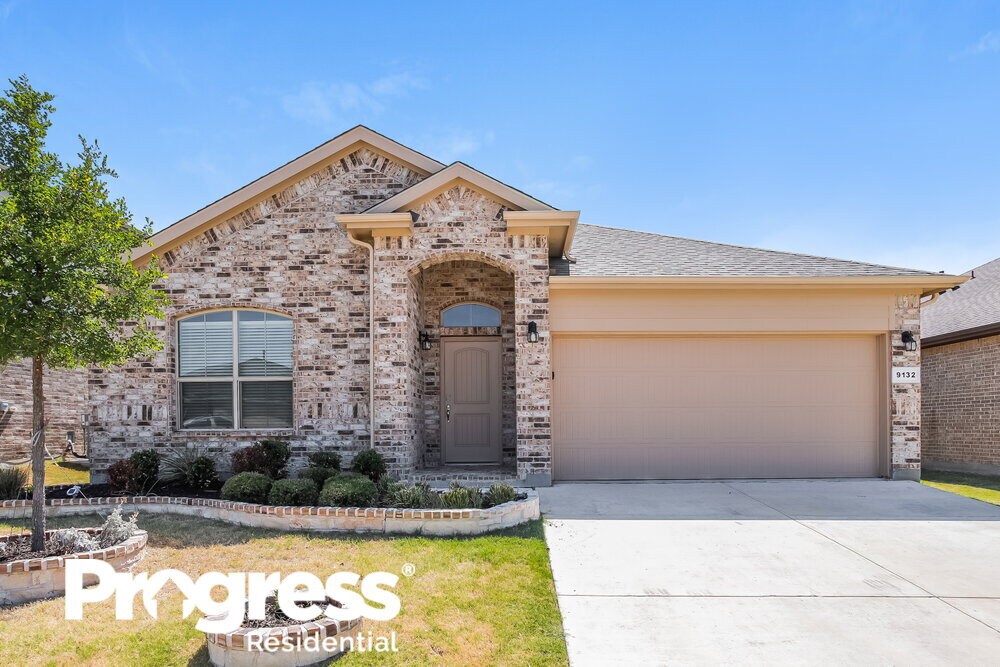 Foto principal - 9132 Golden Hollow Ln