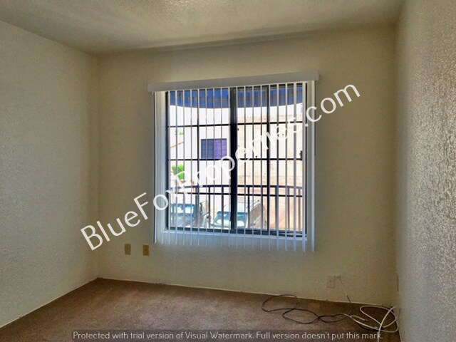 Foto del edificio - 234 E Pastime Rd
