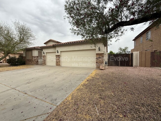 Building Photo - 8278 W Charter Oak Rd