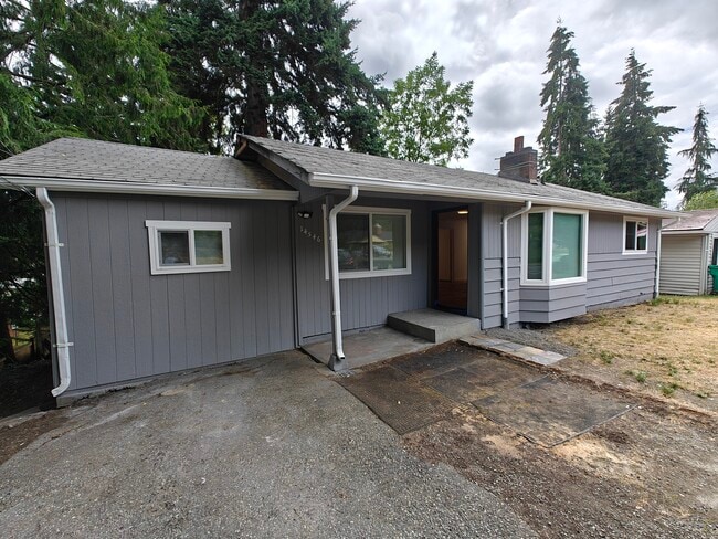 Building Photo - 14546 25th Ave NE