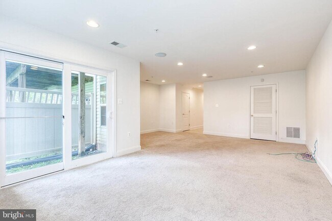 Foto del edificio - 4322 Vintage Ivy Ln