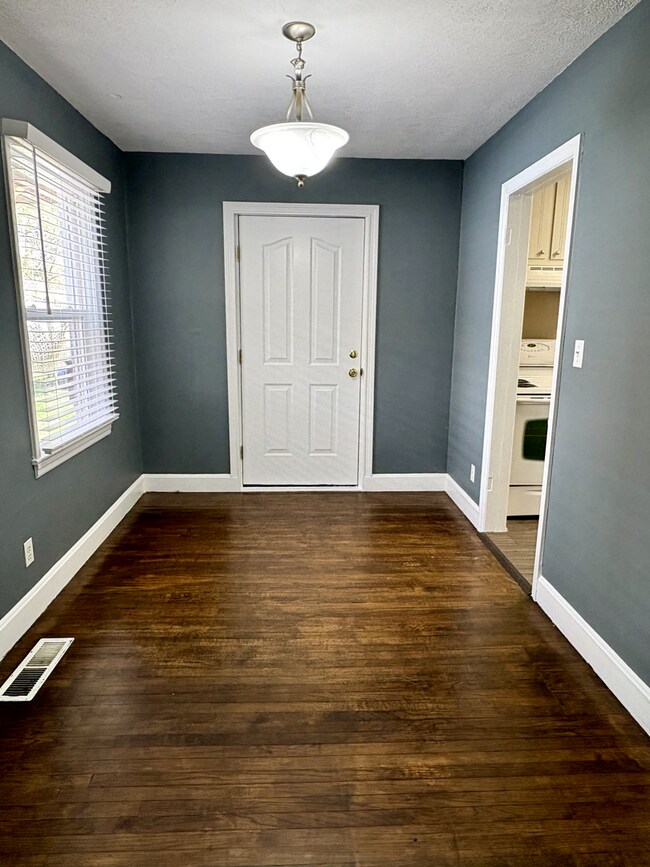Foto del edificio - 2 Bedroom Pet Friendly Home For Rent in Hopkinsville!
