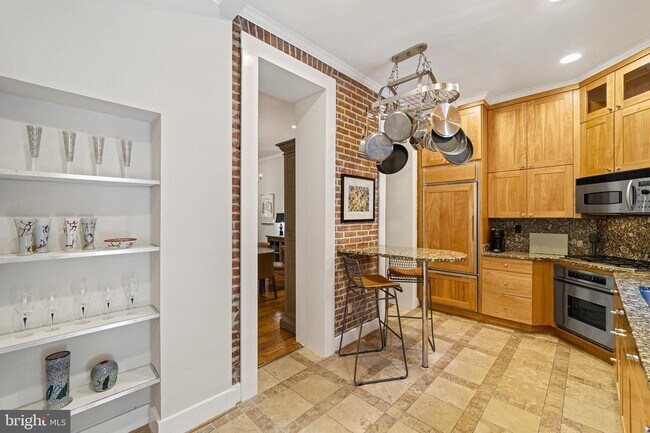 Foto del edificio - 1443 Corcoran St NW