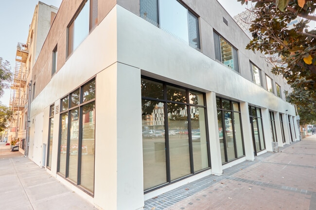 Building Photo - 845 Broadway