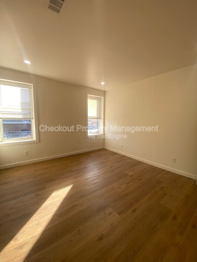 Foto del edificio - 4716 Louisiana Ave